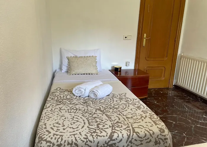 Pansiyon Habitacion Cerca Del Centro De *